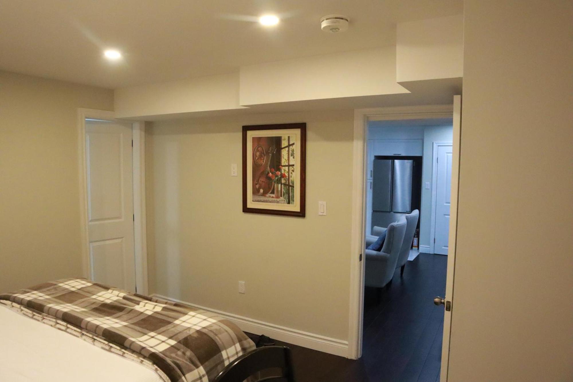 Stunning Furnished 2Bedroom/2Washroom Apartment 브램턴 외부 사진
